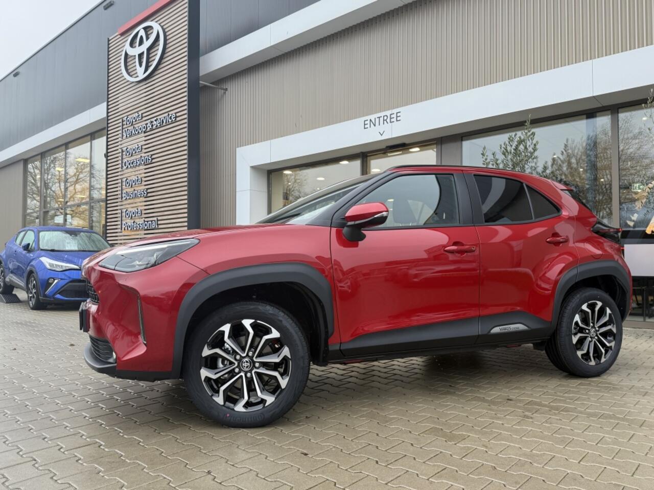 Toyota YARIS Cross 1.5 Hybrid Dynamic | Stoel en stuurverwarming | Bliss | Keyless