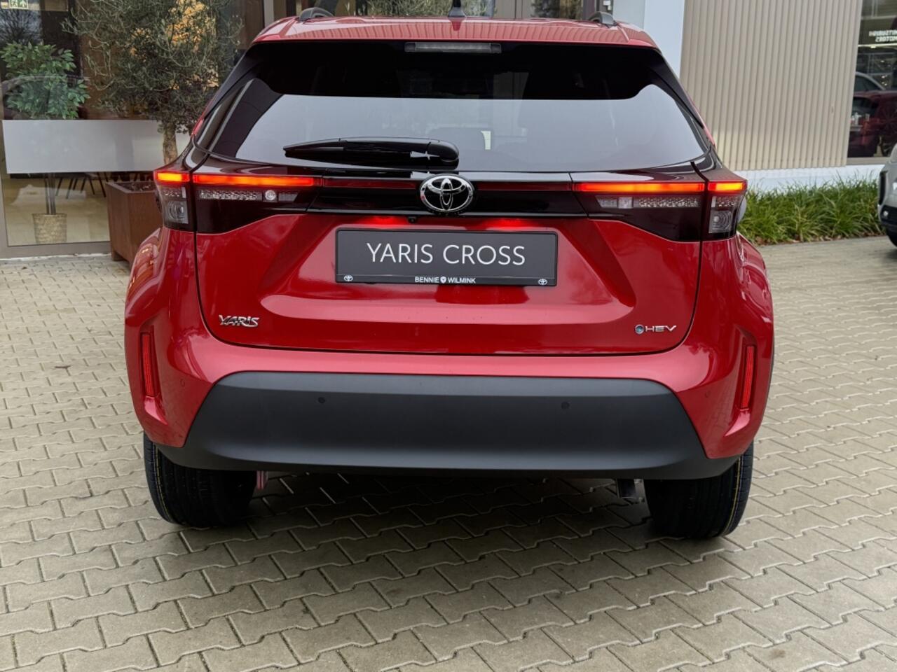 Toyota YARIS Cross 1.5 Hybrid Dynamic | Stoel en stuurverwarming | Bliss | Keyless