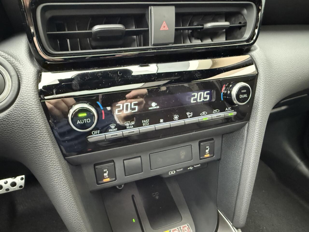 Toyota YARIS Cross 130 Hybrid GR Sport | Sport plus pack | Pano | HeadUp
