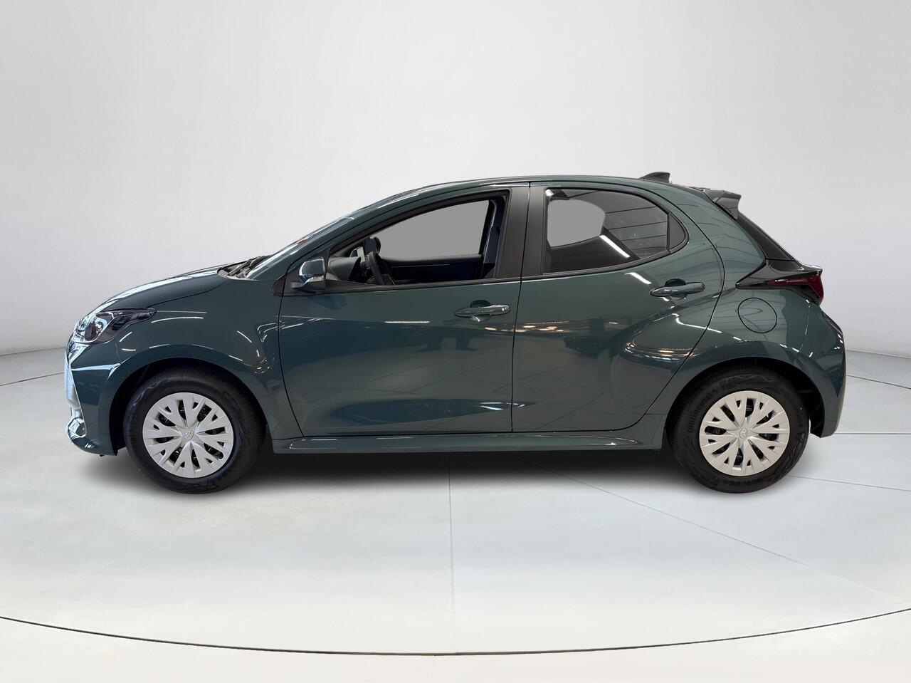 Toyota YARIS 1.5 Hybrid 115 Comfort **NIEUWE AUTO/ FORREST GREEN**