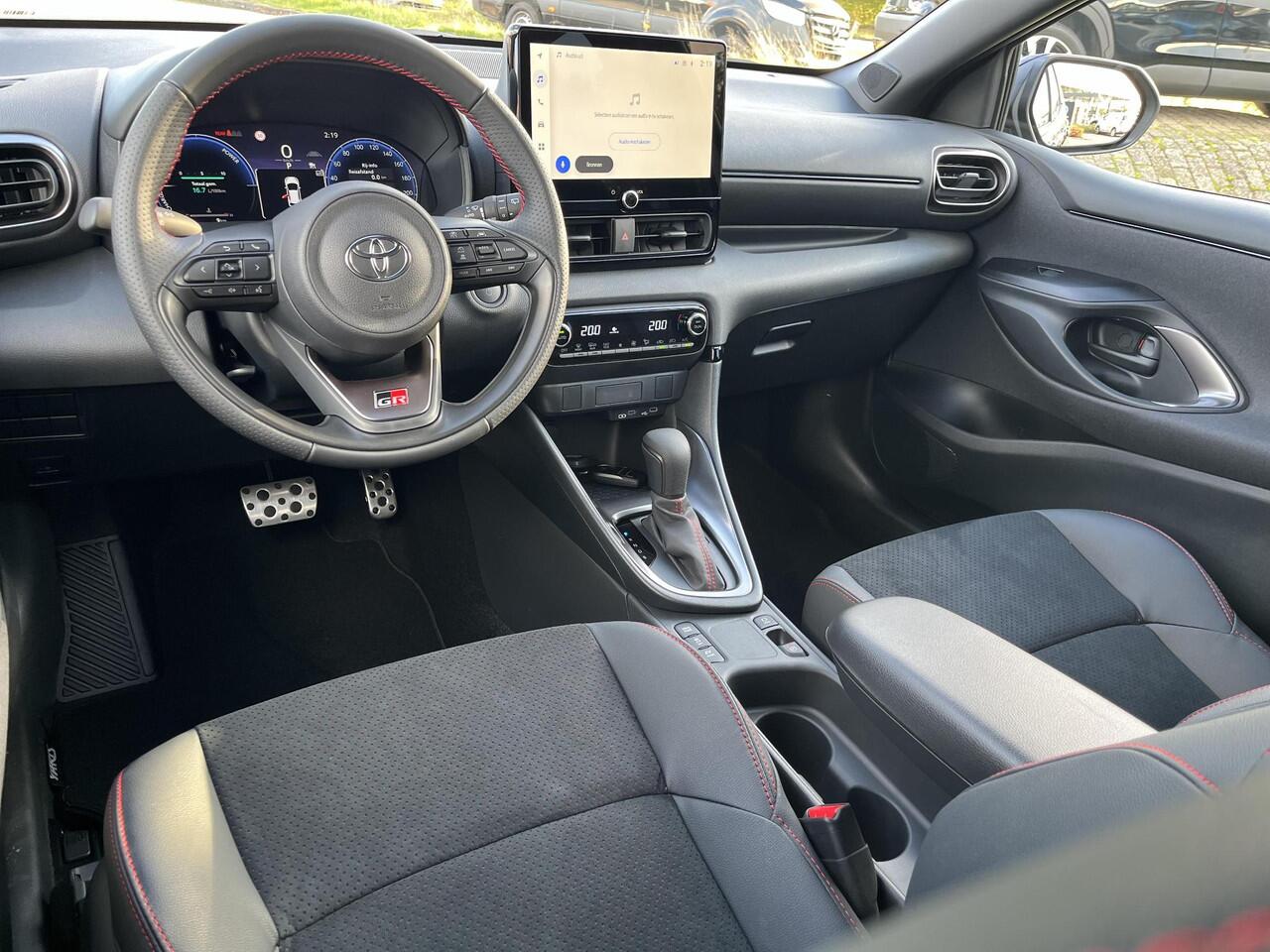 Toyota YARIS 1.5 Hybrid 130 GR SPORT | Nieuw te bestellen | ¤ 2.000 extra inruilwaarde |