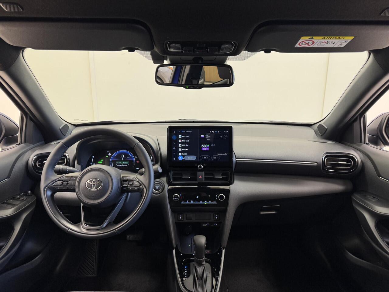 Toyota YARIS Cross 1.5 Hybrid 130 Dynamic | Nieuw op voorraad | Comfort Pack |