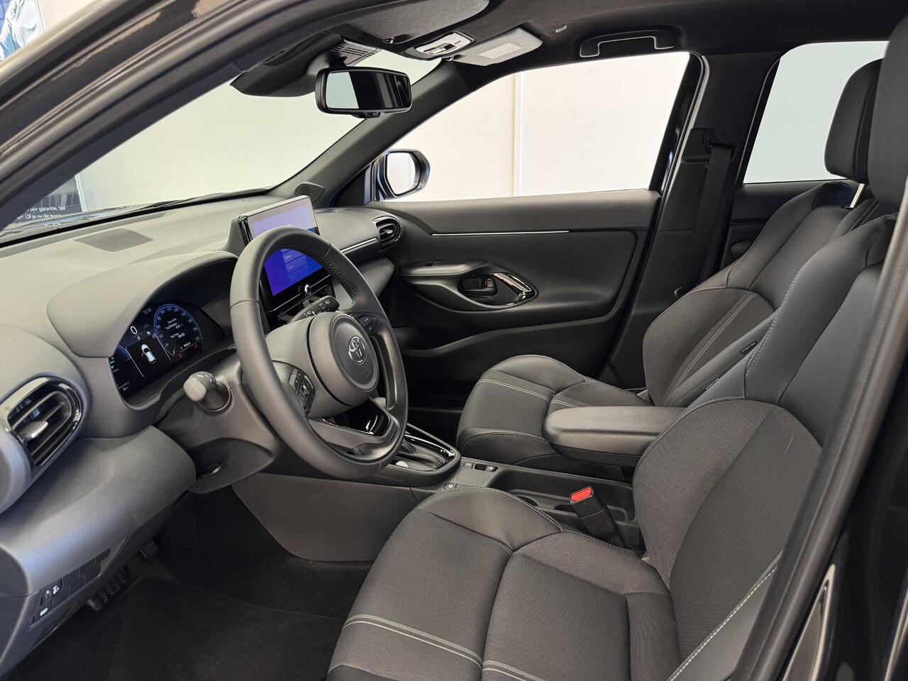 Toyota YARIS Cross 1.5 Hybrid 130 Executive | Nieuw op voorraad | Actieprijs extra inruilpremie ¤1500 |