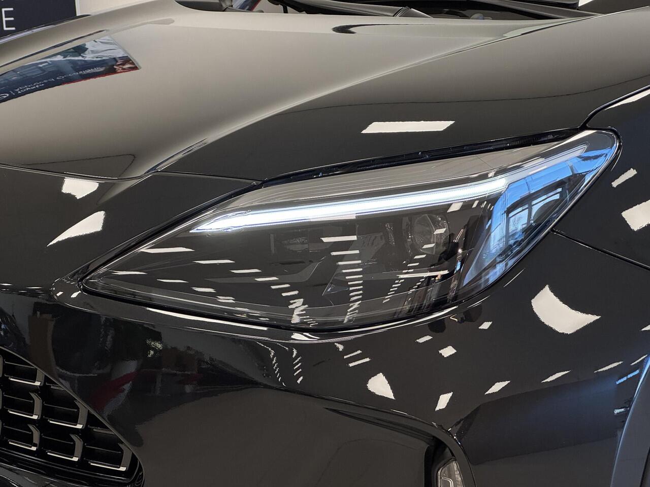 Toyota YARIS Cross 1.5 Hybrid 130 Executive | Nieuw op voorraad | Actieprijs extra inruilpremie ¤1500 |