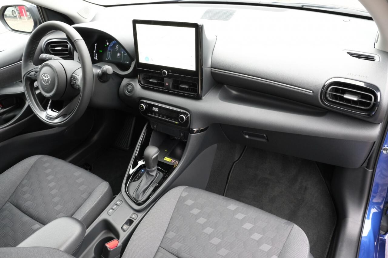 Toyota YARIS 1.5 Hybrid 115 Dynamic Automaat | Comfort pack | Parkeersensoren