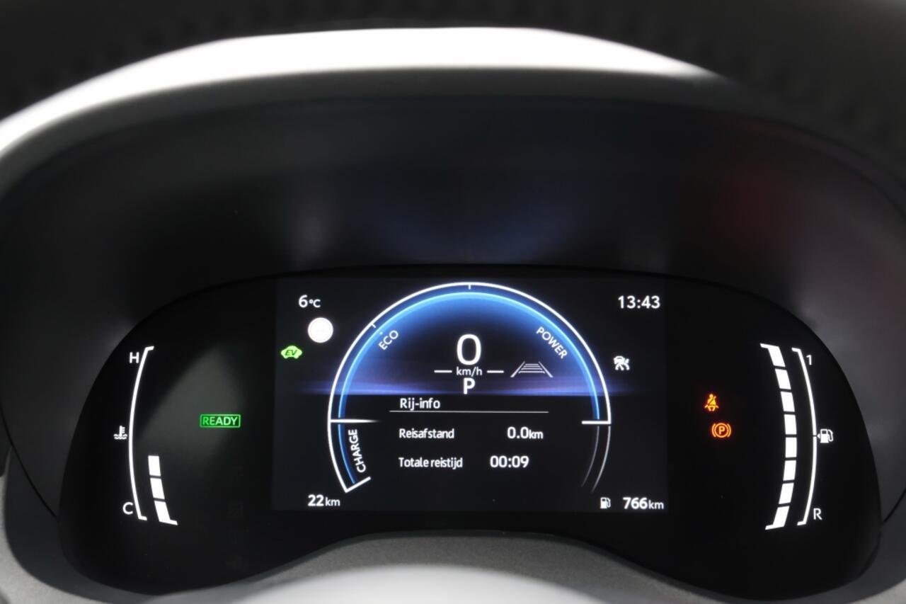 Toyota YARIS 1.5 Hybrid 115 Dynamic Automaat | Comfort pack | Parkeersensoren