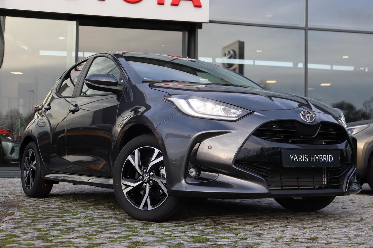 Toyota YARIS 1.5 Hybrid 115 Dynamic, Comfort Pack, Nieuw en snel leverbaar met ¤2.000,- inruilpremie!!