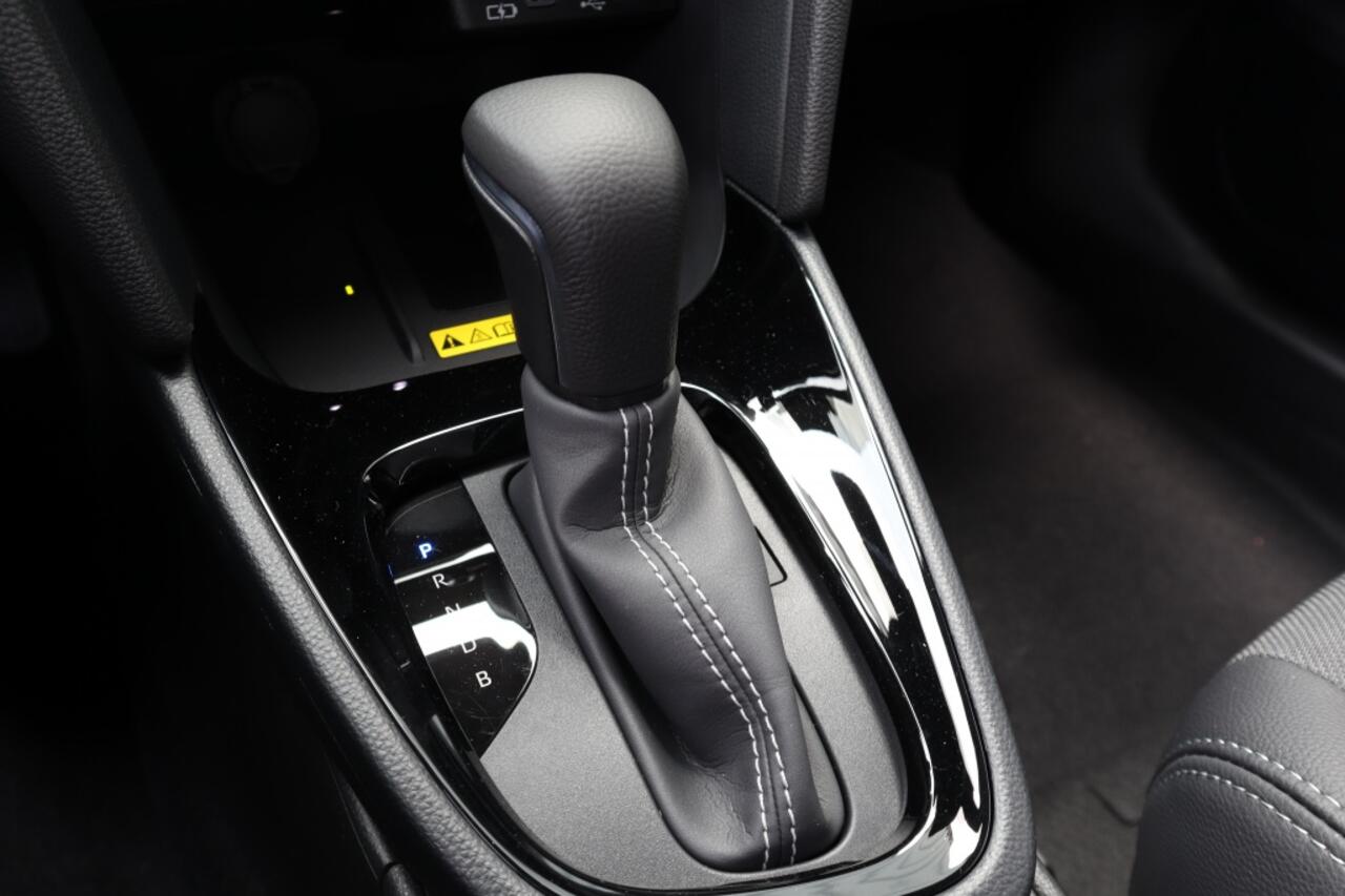 Toyota YARIS Cross 1.5 Hybrid 130 Executive | Premium Pack