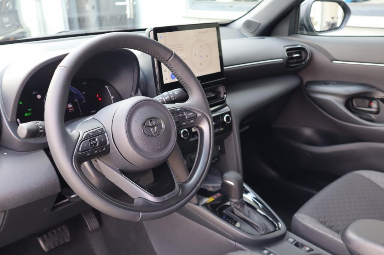 Toyota YARIS Cross 1.5 Hybrid 115 Dynamic | Comfort Pack