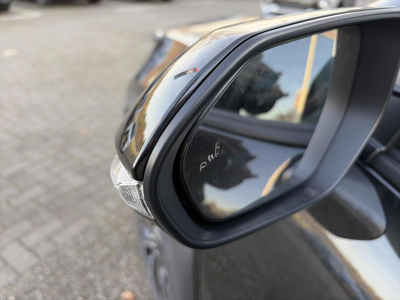 Toyota YARIS Cross 1.5 Hybrid 115 Dynamic Comfort Pack