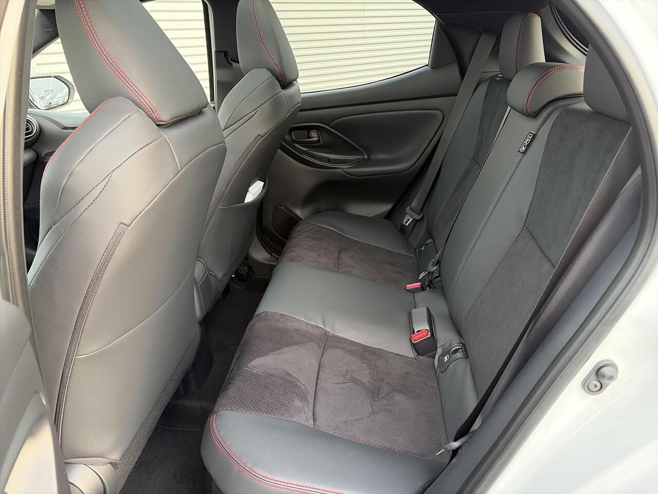 Toyota YARIS 1.5 Hybrid 130 GR SPORT plus pack