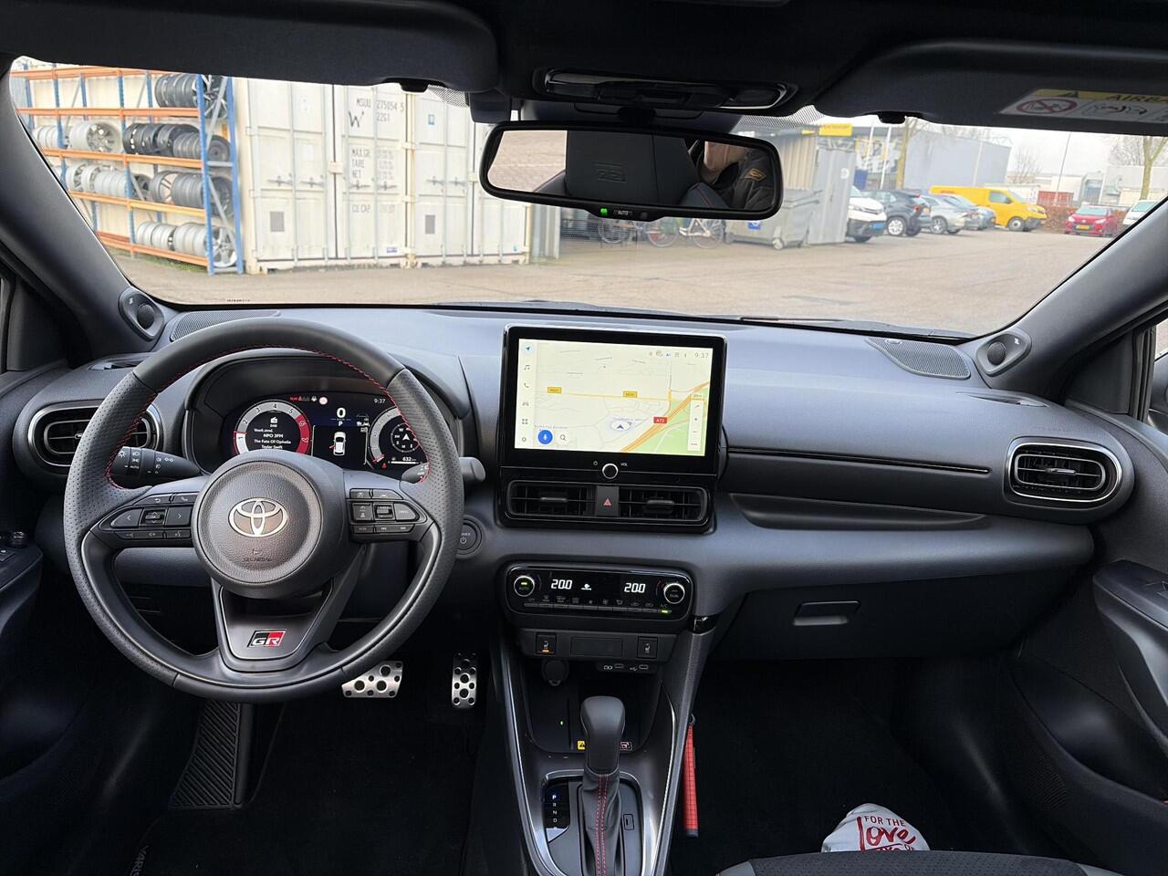 Toyota YARIS 1.5 Hybrid 130 GR SPORT plus pack