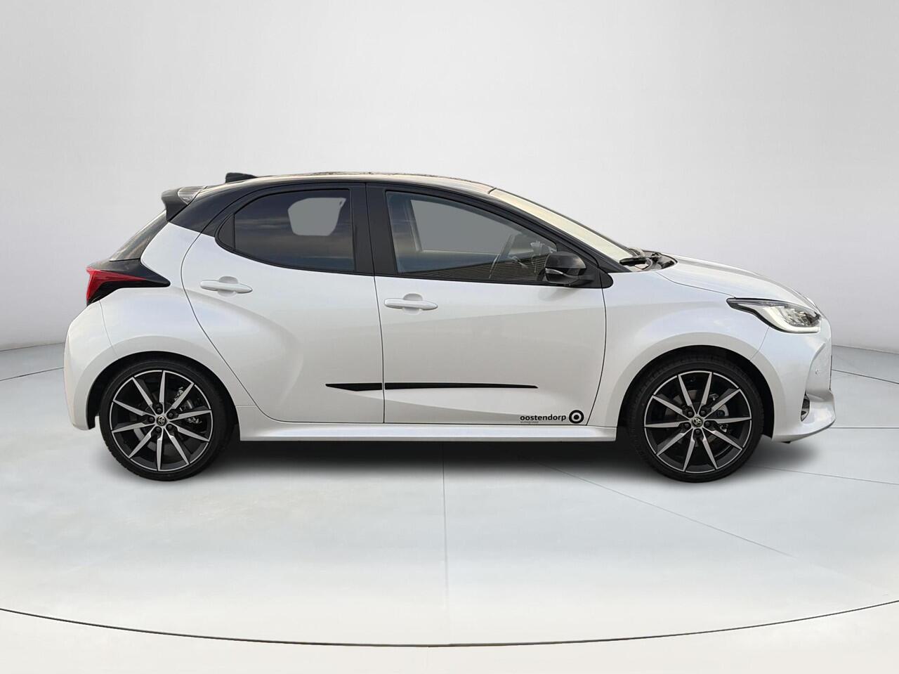 Toyota YARIS 1.5 Hybrid 130 GR SPORT plus pack