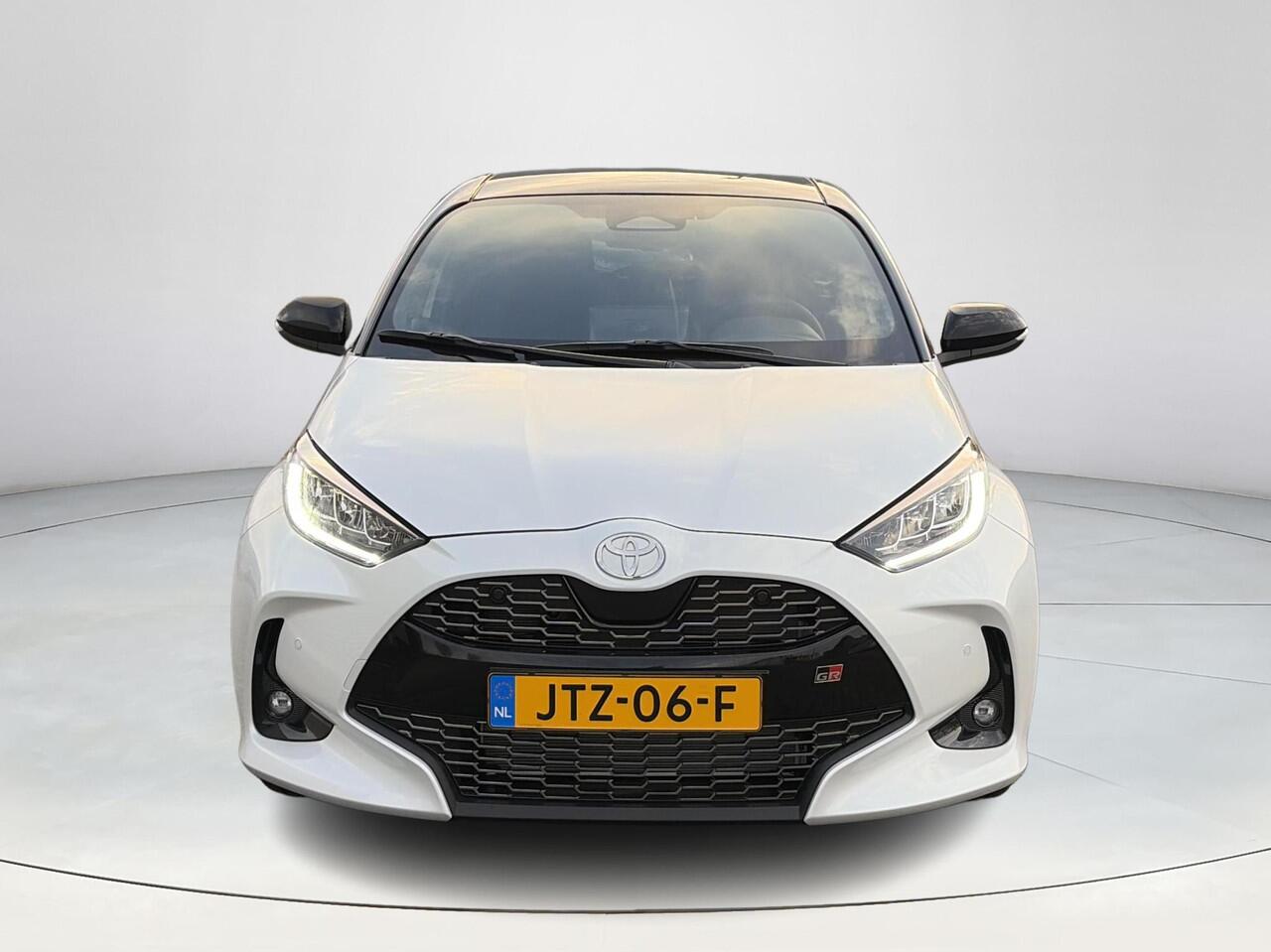 Toyota YARIS 1.5 Hybrid 130 GR SPORT plus pack