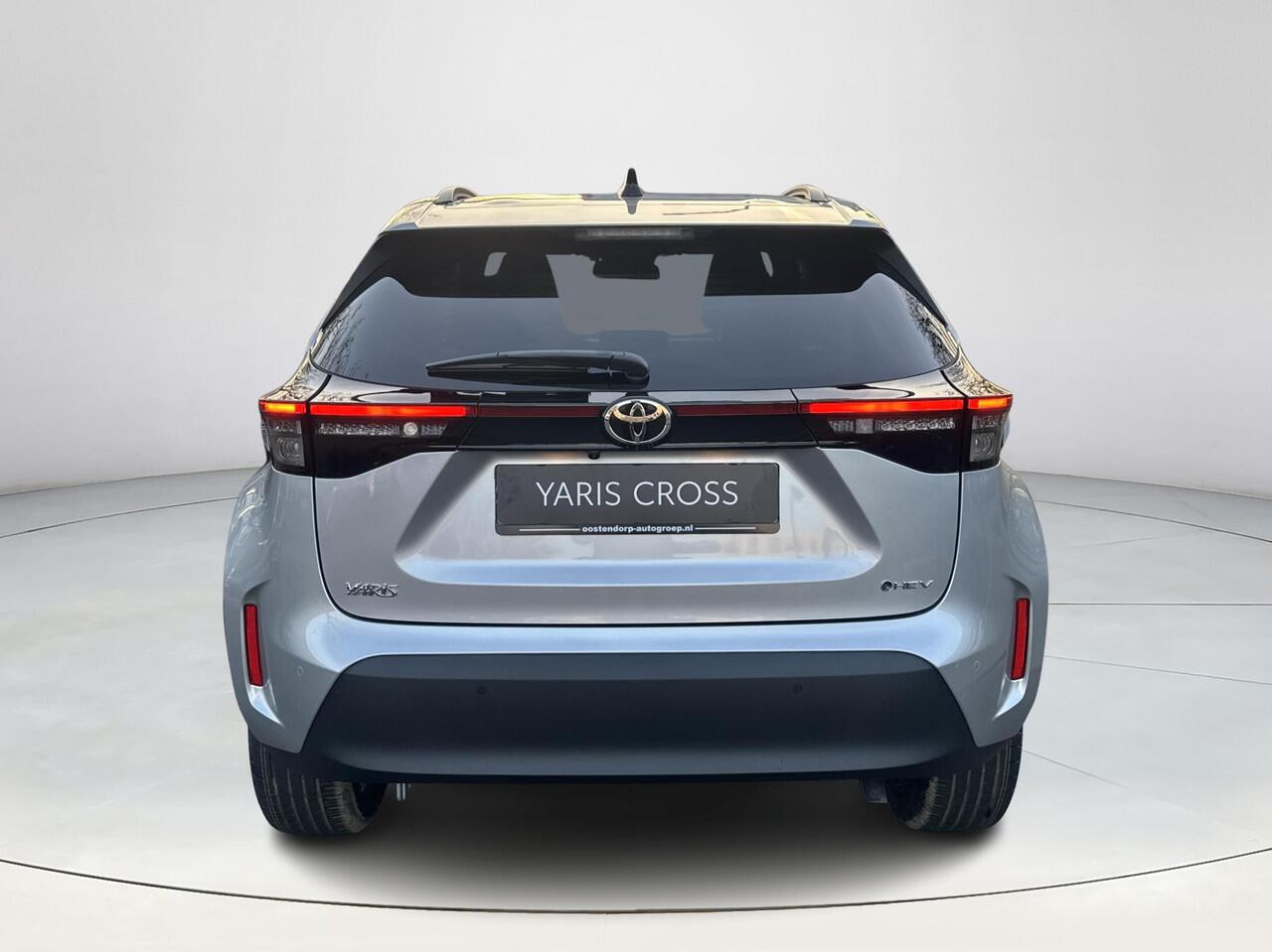 Toyota YARIS Cross 1.5 Hybrid 130 Dynamic Comfort Pack | 06-10141018 Voor meer informatie