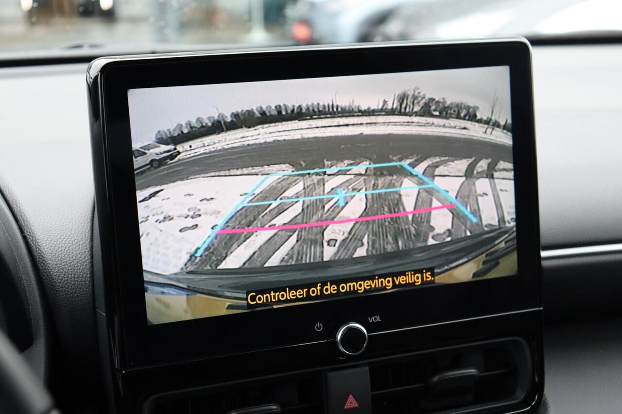 Toyota YARIS Cross 1.5 Hybrid 115 Dynamic ,Comfort Pack, BSM, Apple Carplay & Android Auto, parkeersensoren Voor & Achter, Stuur & Stoelverwarming, Adaptief Cruise & Climate Control, Te Bestellen