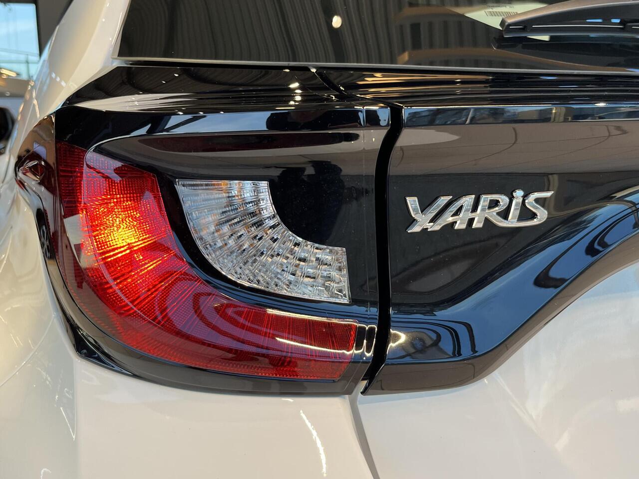 Toyota YARIS 1.5 Hybrid GENTEI