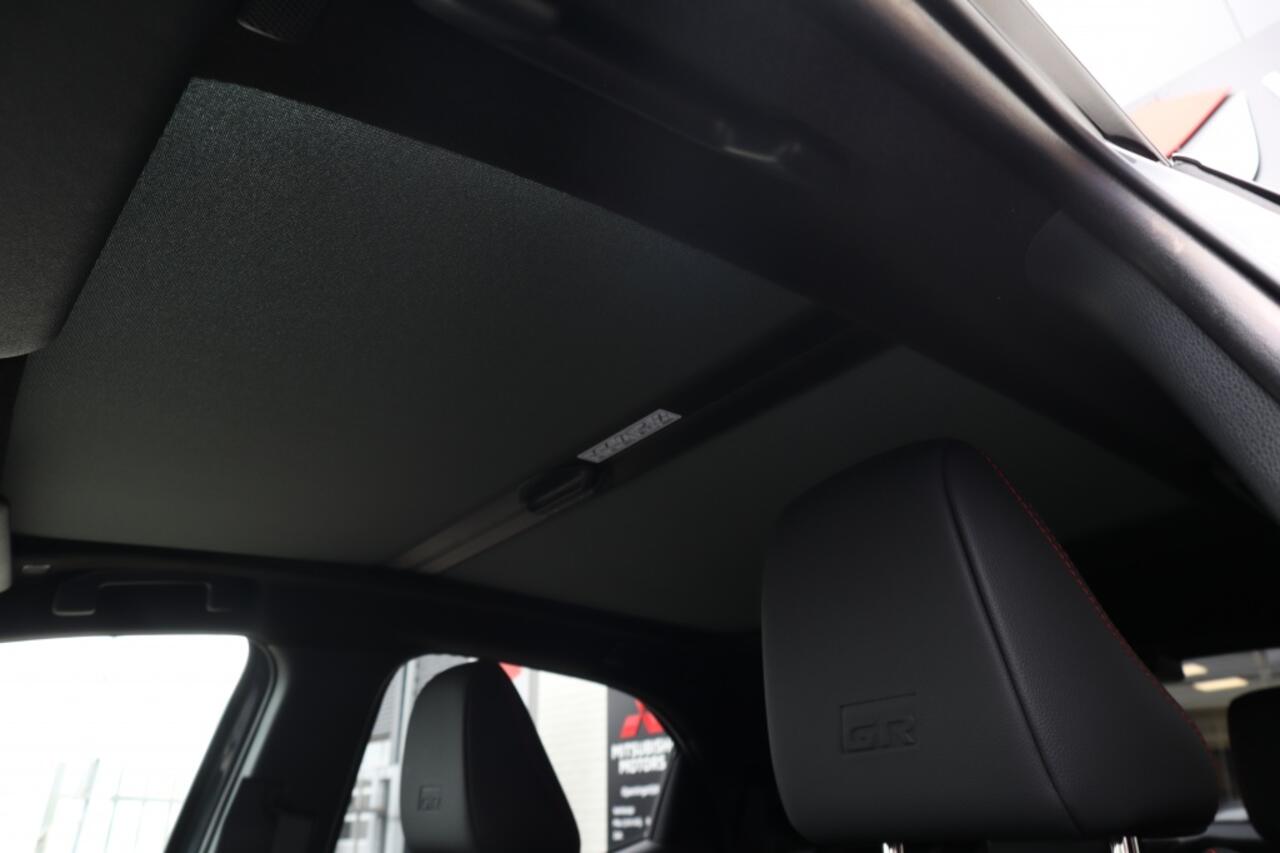 Toyota YARIS 1.5 Hybrid 130 GR Sport | GR-Sport Plus Pack |