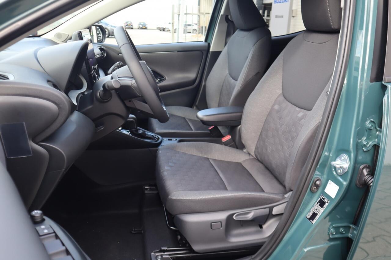 Toyota YARIS 1.5 Hybrid 115 Dynamic | Comfort Pack |