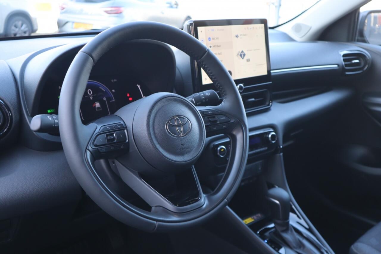 Toyota YARIS 1.5 Hybrid 115 Dynamic | Comfort Pack |