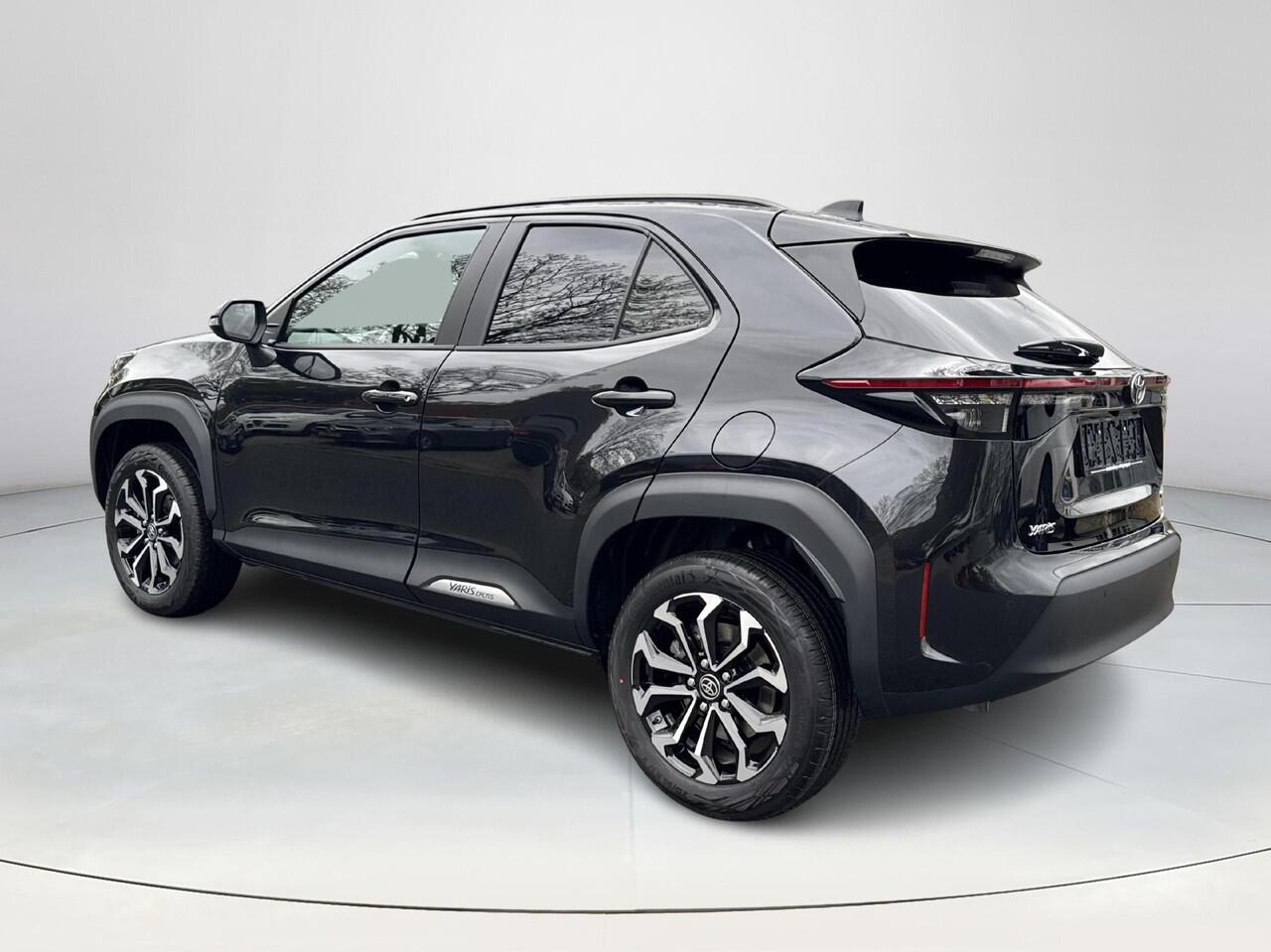 Toyota YARIS Cross 1.5 Hybrid 130pk Dynamic Comfort Pack | 06-10141018 Voor meer informatie