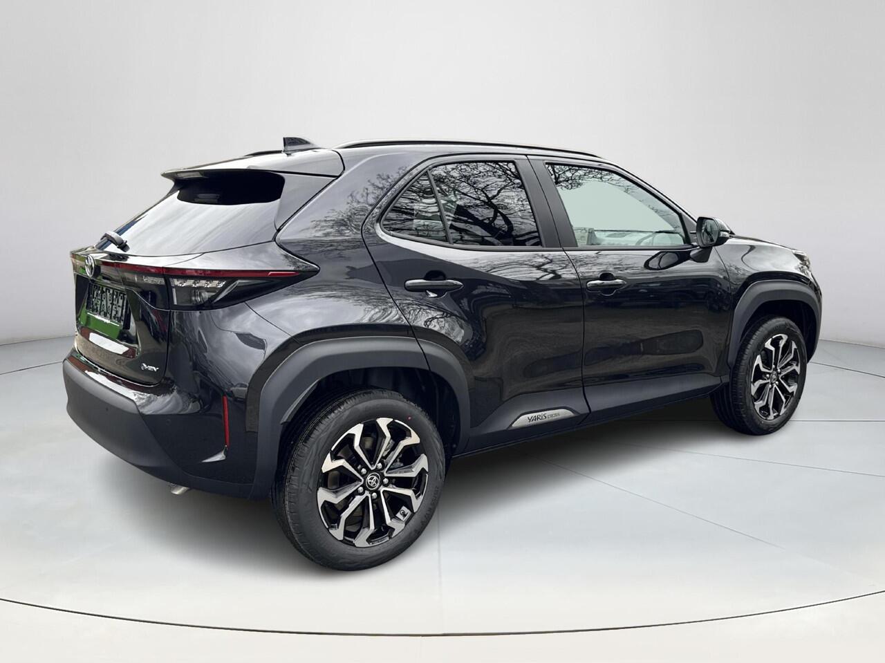 Toyota YARIS Cross 1.5 Hybrid 130pk Dynamic Comfort Pack | 06-10141018 Voor meer informatie