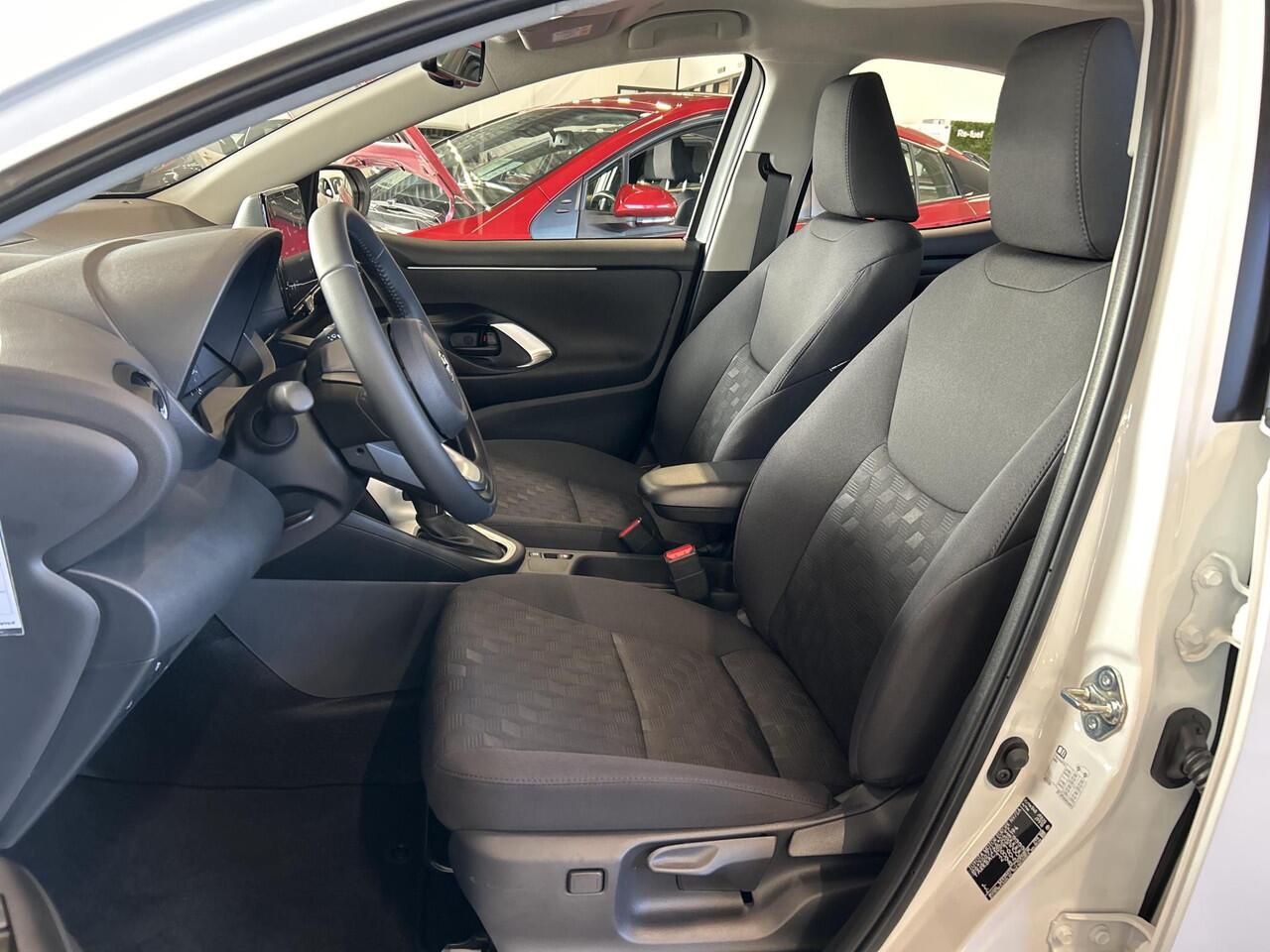 Toyota YARIS 1.5 Hybrid 115 Active **NIEUWE AUTO**