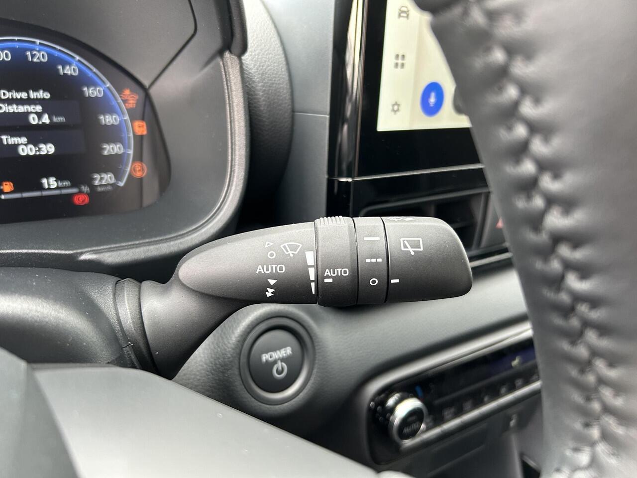 Toyota YARIS 1.5 Hybrid 130 Executive