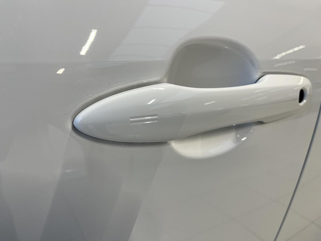 Toyota YARIS Cross 1.5 Hybrid 130 Dynamic | Comfort Pack | ¤ 2.000 extra inruilwaarde |