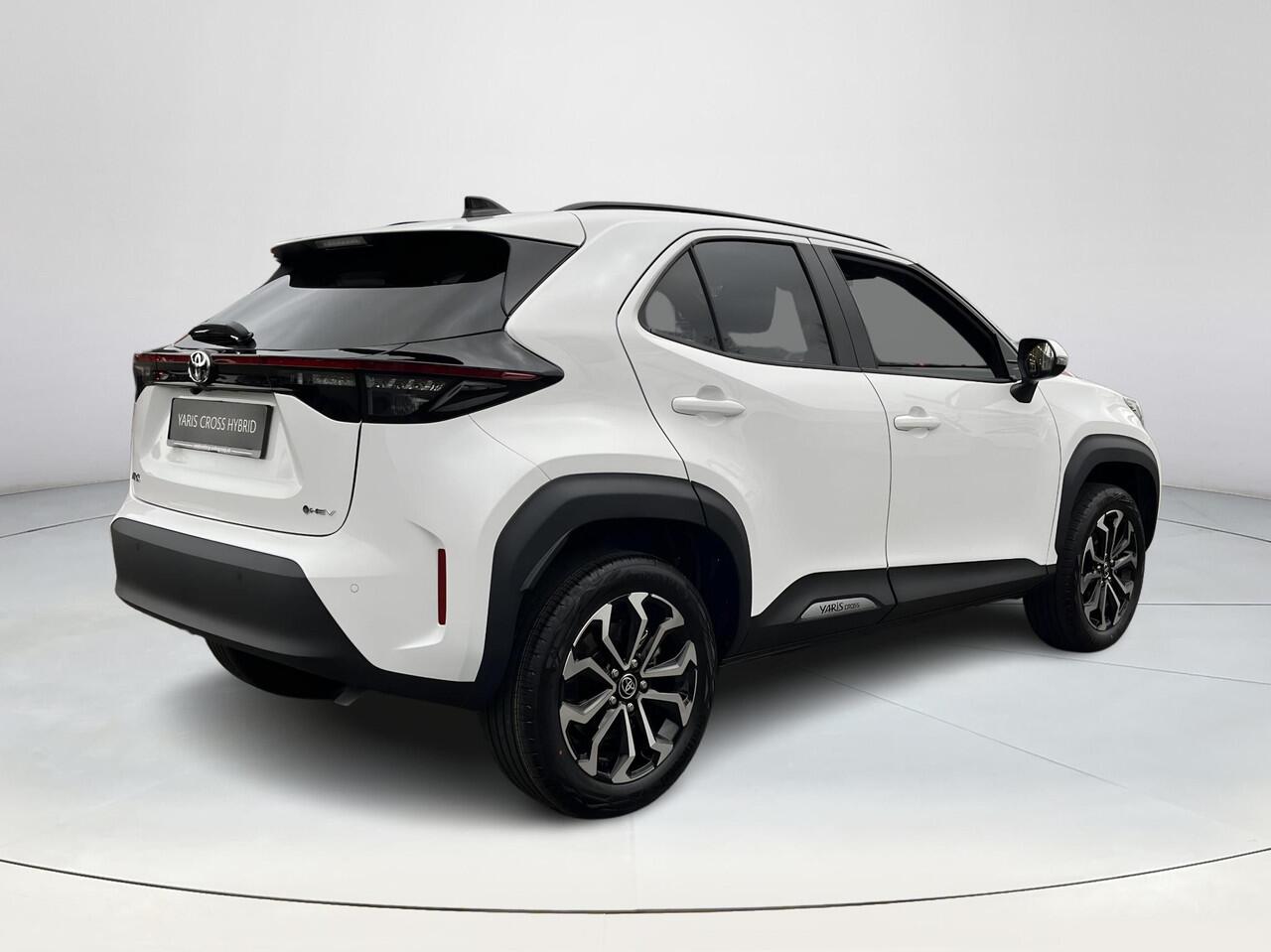 Toyota YARIS Cross 1.5 Hybrid 130 Dynamic | Comfort Pack | ¤ 2.000 extra inruilwaarde |