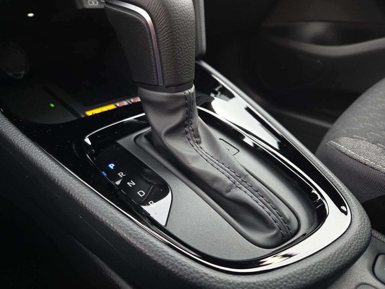 Toyota YARIS Cross 1.5 Hybrid 130 Dynamic | Apple CarPlay | Blindspot | Parkeersensoren | Rijklaar incl. garantie |