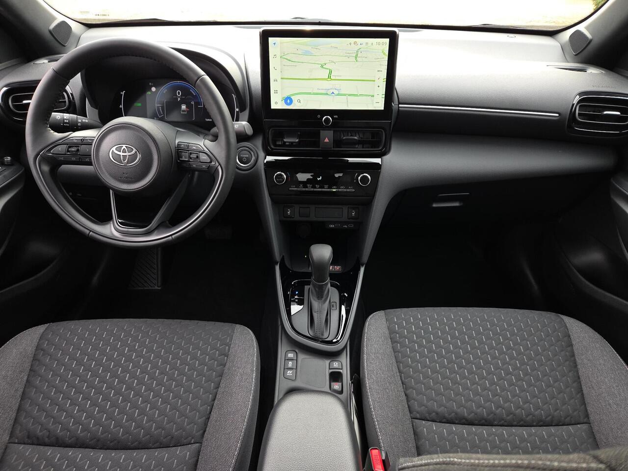 Toyota YARIS Cross 1.5 Hybrid 130 Dynamic | Apple CarPlay | Blindspot | Parkeersensoren | Rijklaar incl. garantie |