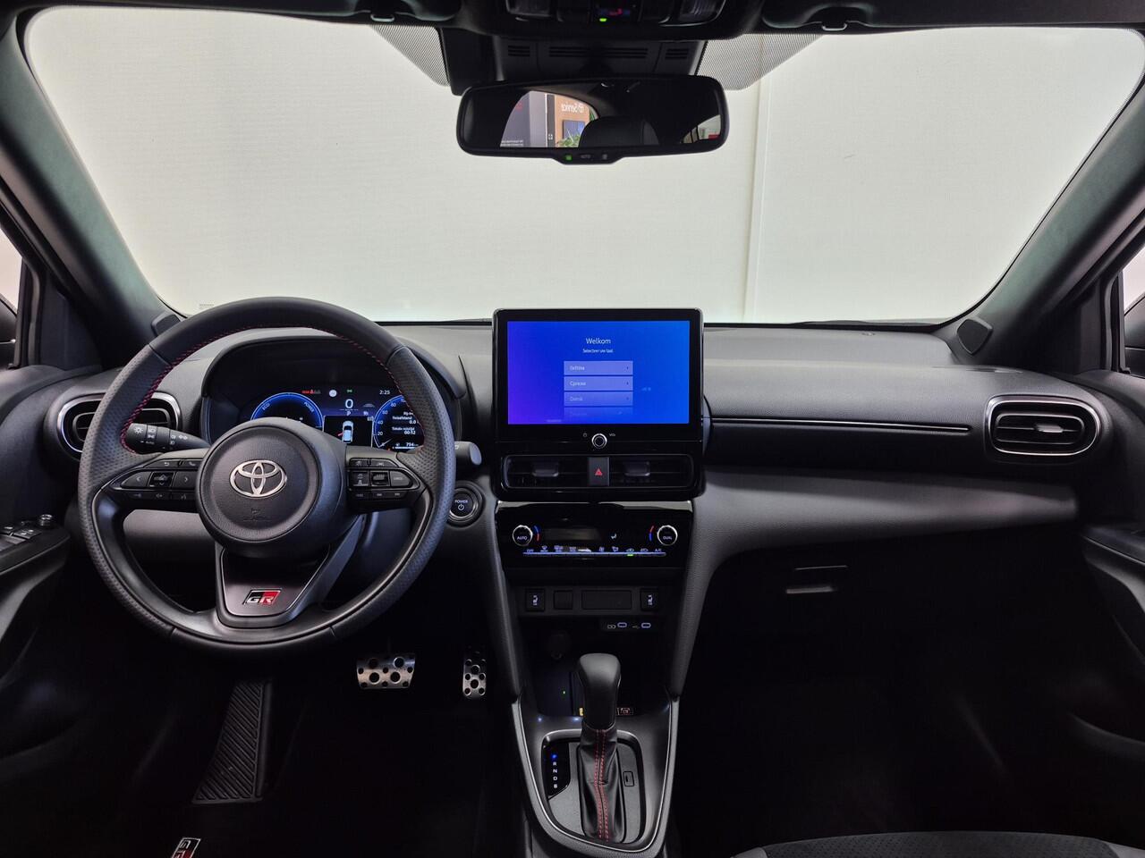 Toyota YARIS Cross 1.5 Hybrid 130 GR SPORT