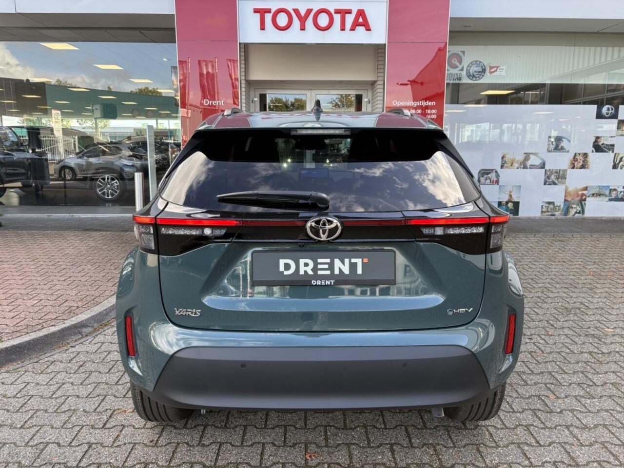 Toyota YARIS Cross 1.5 Hybrid 130 Dynamic | Comfort Pack | Sensoren v/a | Stoelverw