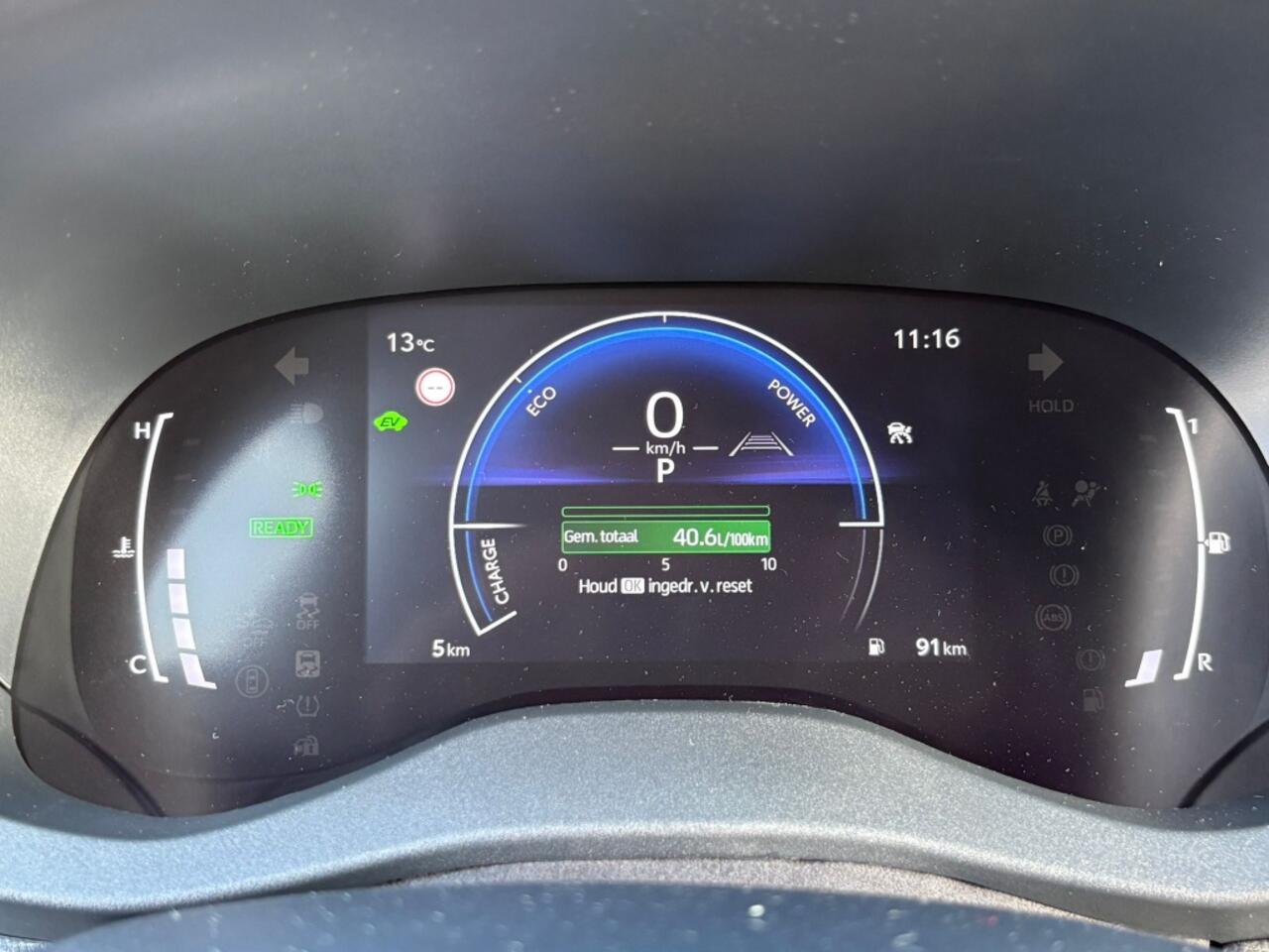 Toyota YARIS Cross 1.5 Hybrid 130 Dynamic | Comfort Pack | Sensoren v/a | Stoelverw