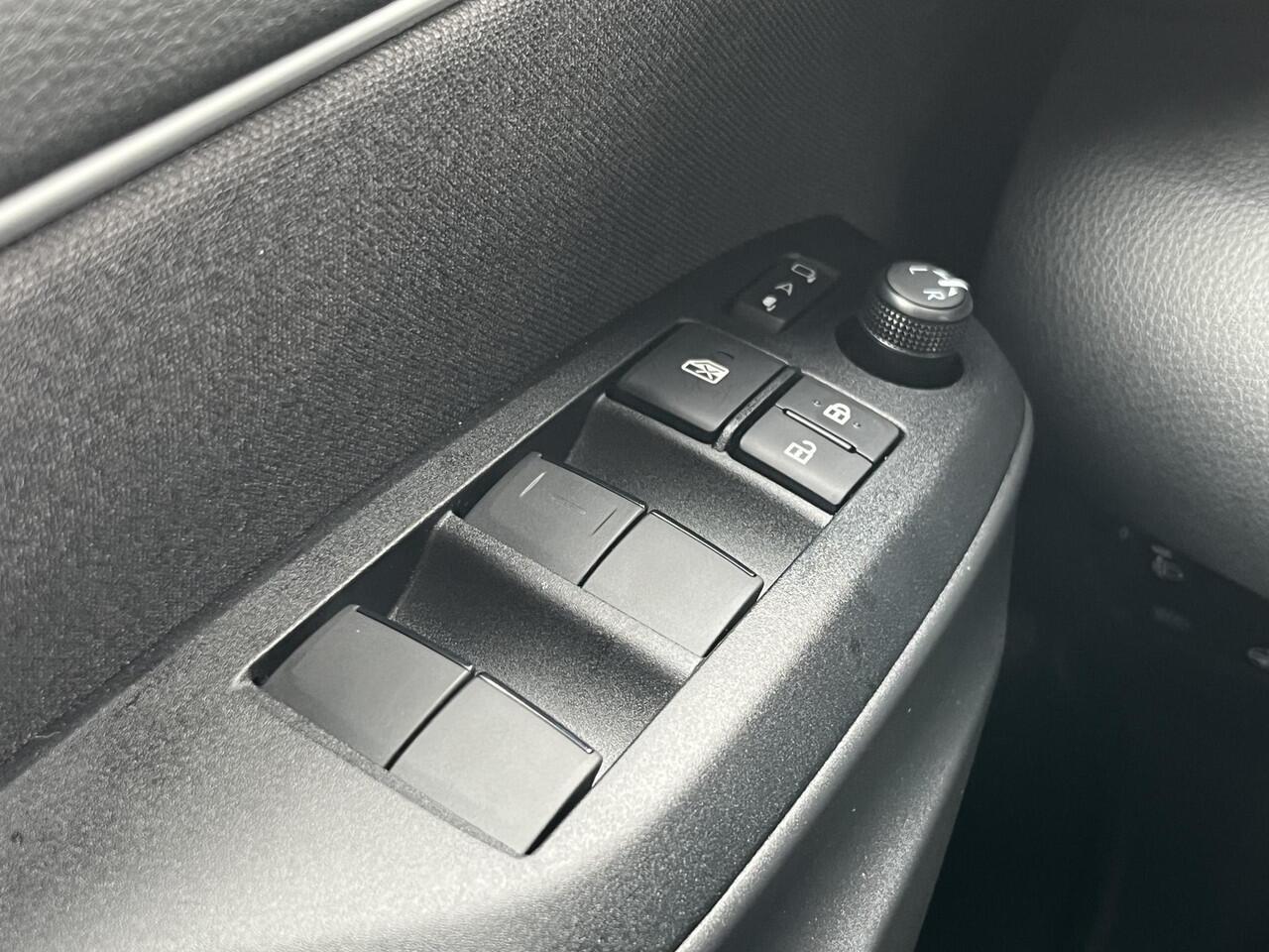 Toyota YARIS 1.5 Hybrid 115 Dynamic Comfort Pack