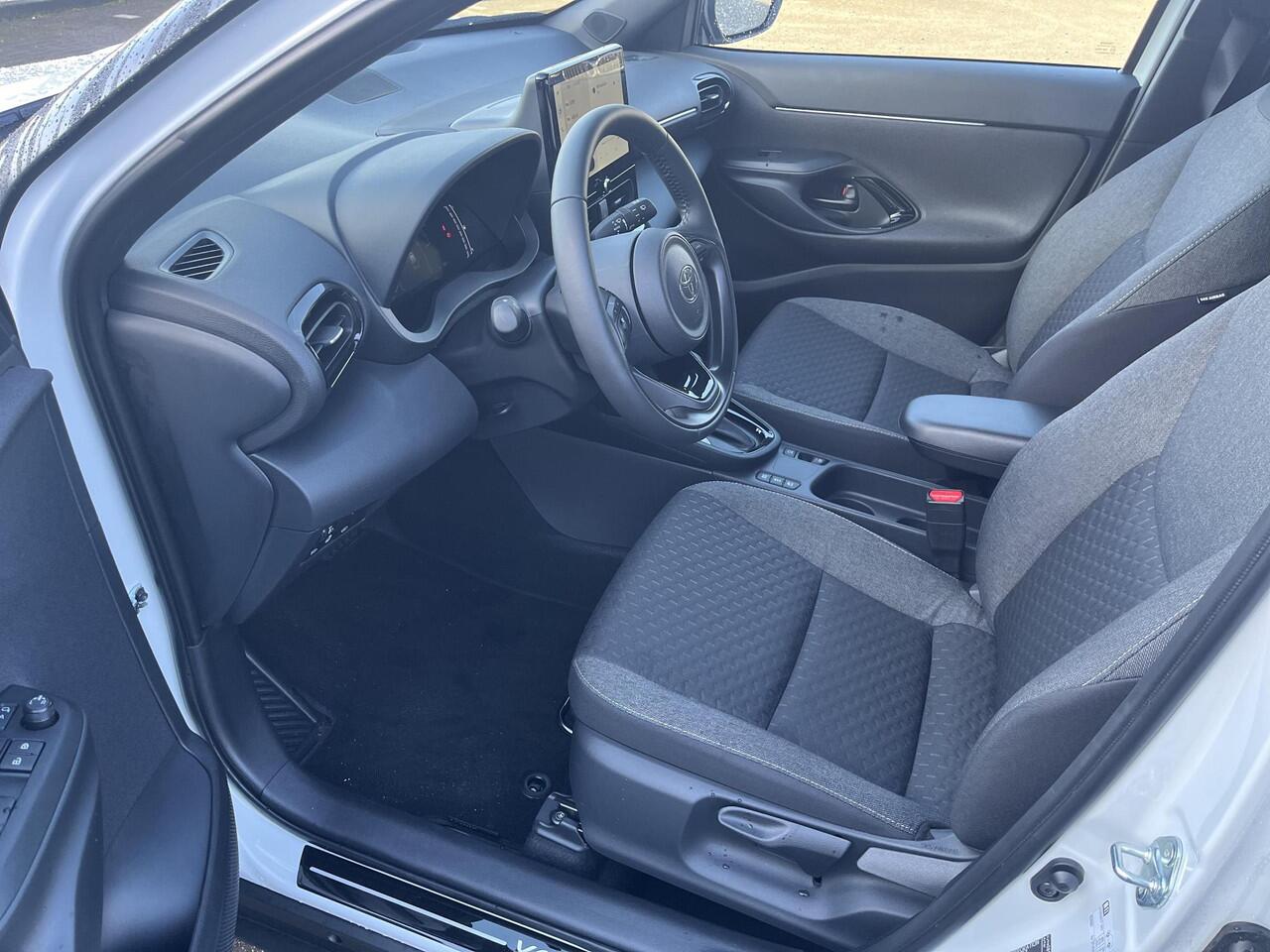 Toyota YARIS Cross 1.5 Hybrid 115 Dynamic | Navigatie | Apple CarPlay/Android auto | Comfort pack