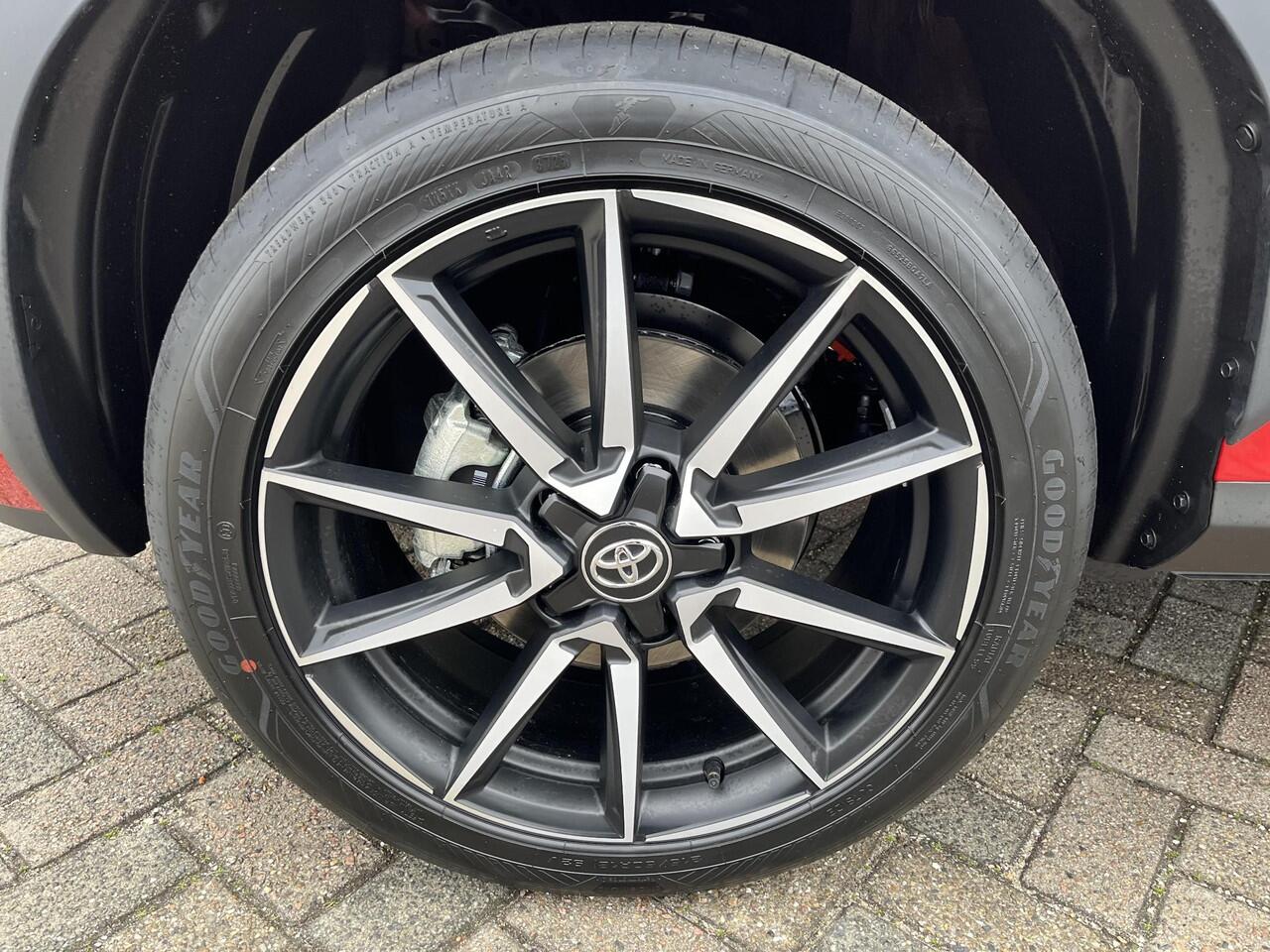 Toyota YARIS Cross 1.5 Hybrid 130 GR SPORT | Plus Pack | ¤ 2.000 extra inruilwaarde |