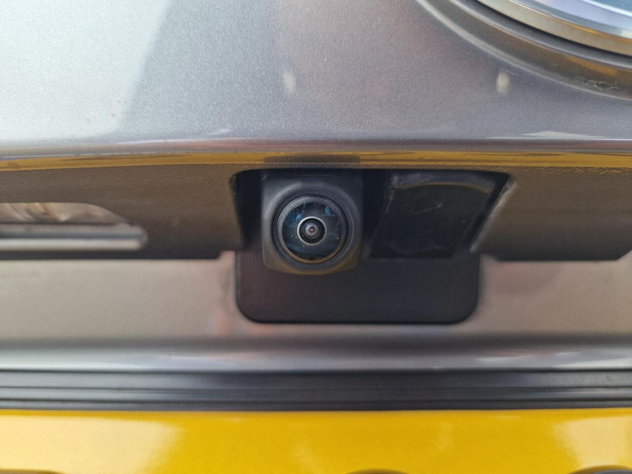 Toyota bZ4X Launch Edition Premium 71 kWh Meest Luxe BZ4X incl: AppleCarplay/AndroidAuto, Adaptieve Cruise Control. Climate Control & Remote Control, LM velgen,