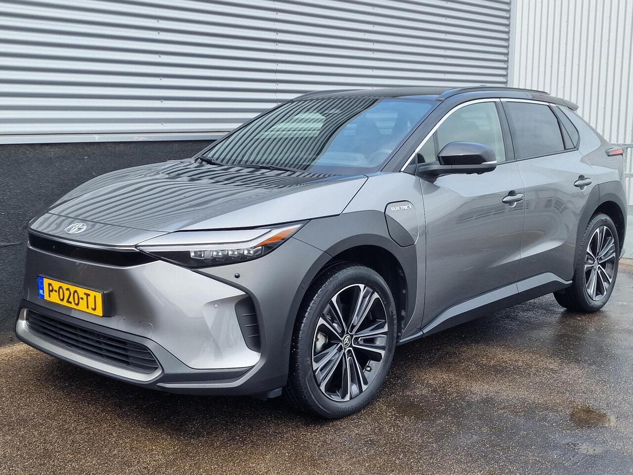 Toyota bZ4X Launch Edition Premium 71 kWh Meest Luxe BZ4X incl: AppleCarplay/AndroidAuto, Adaptieve Cruise Control. Climate Control & Remote Control, LM velgen,