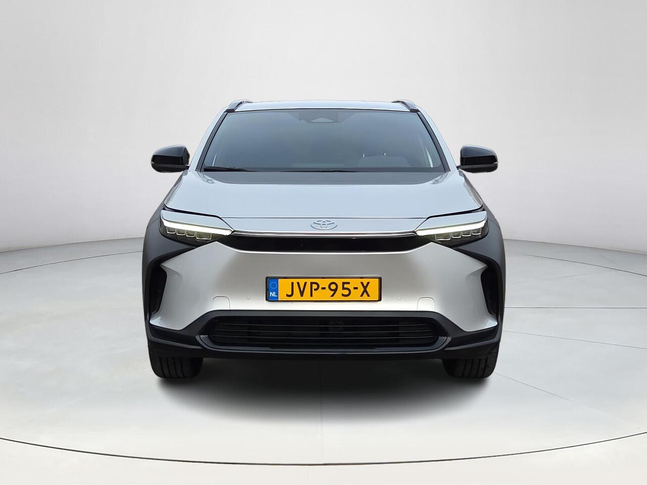 Toyota bZ4X Dynamic 4WD 71 kWh SOH 97,6% | 3 Fase | Rijklaarprijs incl. garantie |