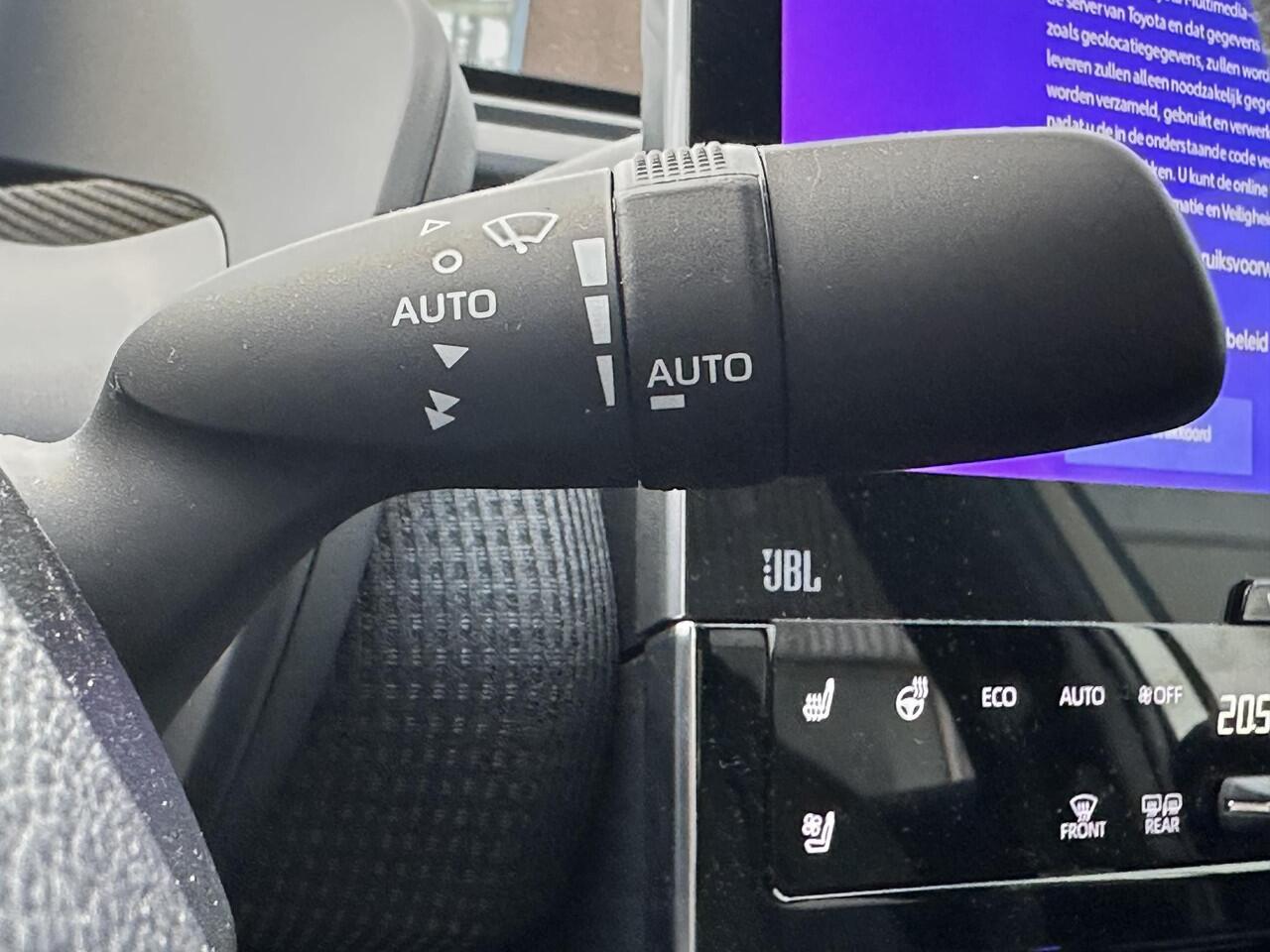 Toyota bZ4X Premium 71 kWh 3 Fase, slechts 2165KM, BTW auto, Nieuwstaat!