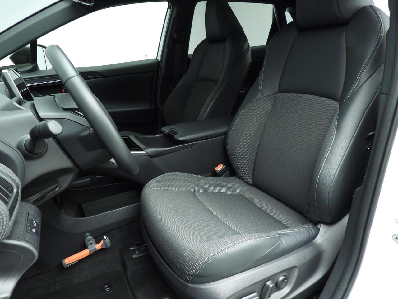 Toyota bZ4X Launch Edition 71 kWh | SoH 97% | Stoelverwarming | Navi