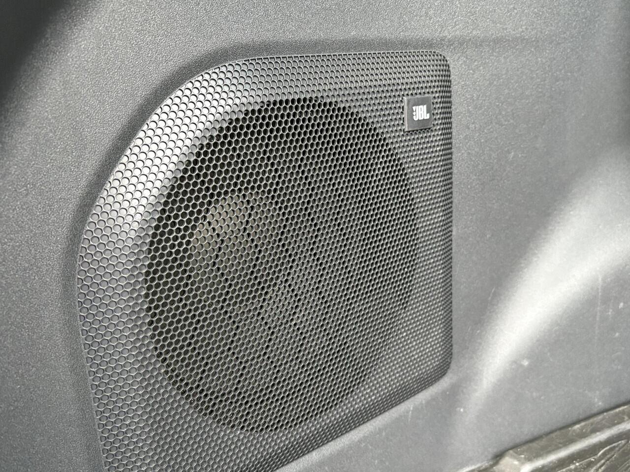 Toyota bZ4X Premium 71 kWh | 97% SOH! | Leder | Stoel- Verwarming & Ventilatie | Panoramadak | 360 Camera | Adaptive Cruise |