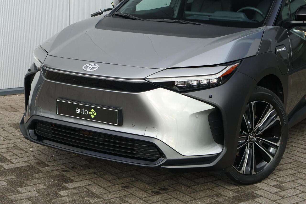 Toyota bZ4X Premium 71 kWh / SoH 97% / Pano / Stuurwiel verwarming