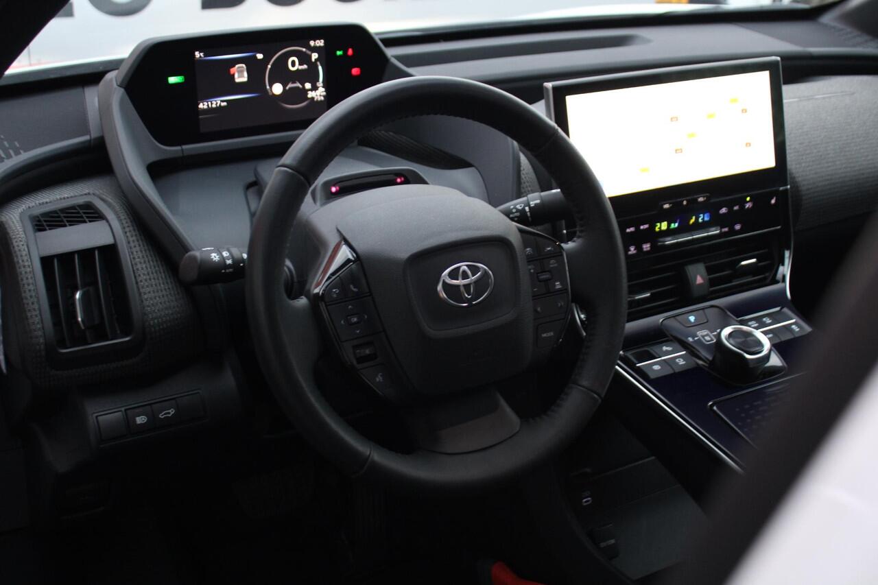 Toyota bZ4X Business Plus 71 kWh Inclusief Batterijcertificaat, Achteruitrijcamera, Parkeersensoren Voor en Achter, Stoelverwarming