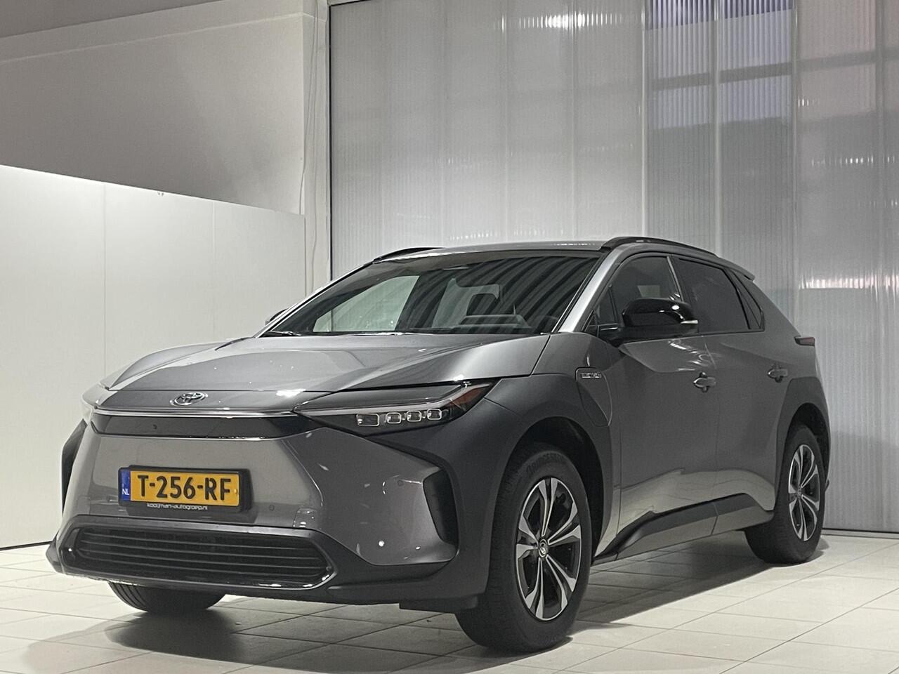 Toyota bZ4X Launch Edition 71 kWh 16% bijtelling! 360 camera, navigatie Apple CarPlay/Android Auto, stoelverwarming, keyless, draadloze telefoonlader, adaptieve cruise control