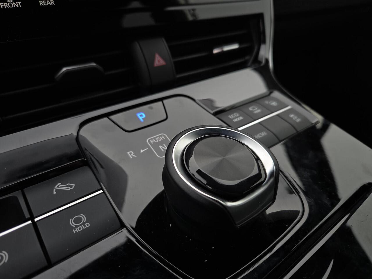 Toyota bZ4X Premium 71 kWh 3 fase | Gekoelde stoelen | JBL Audio | Rijklaar incl. garantie