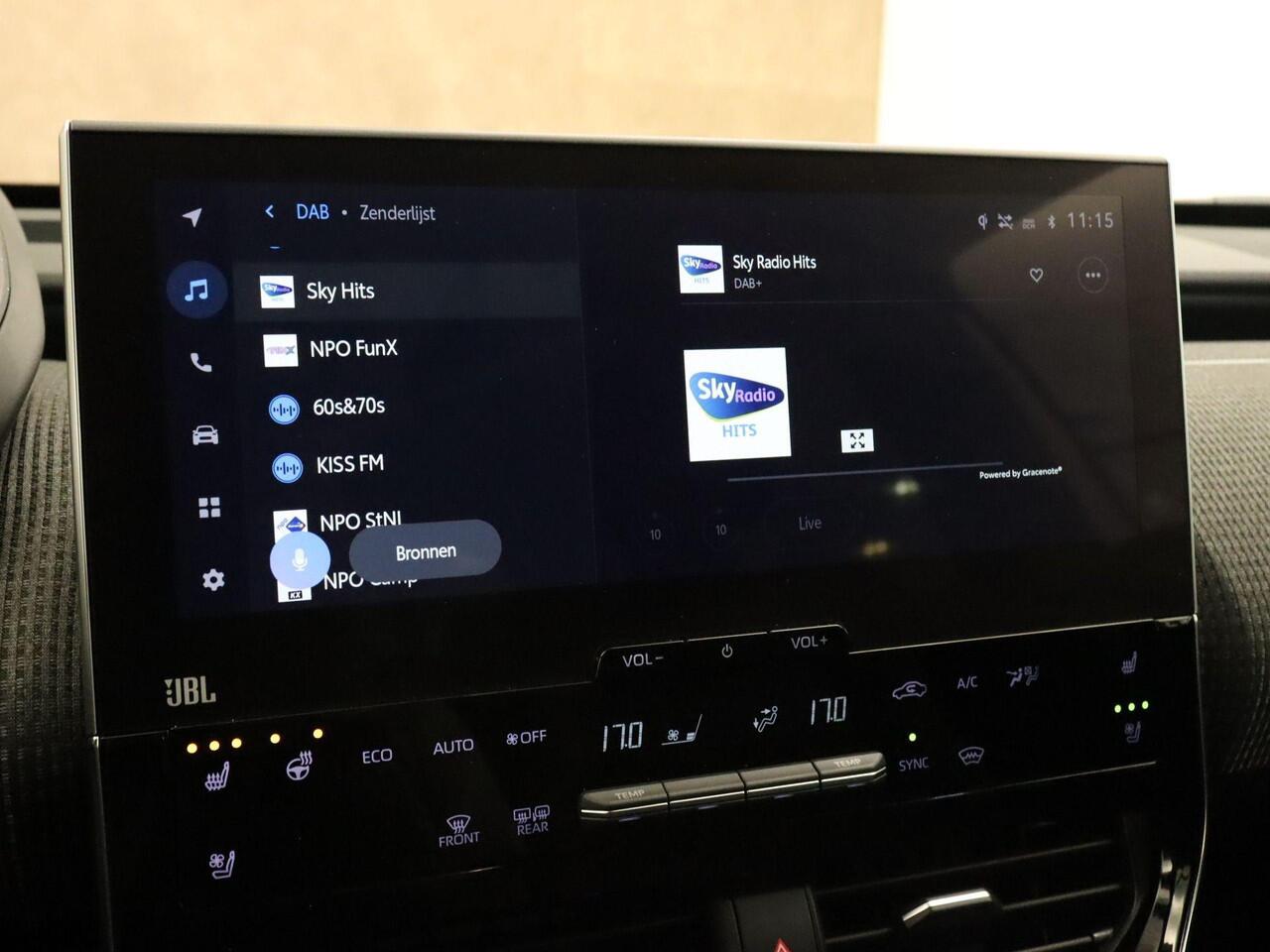 Toyota bZ4X Premium 71 kWh - ORIGINEEL NEDERLANDSE AUTO - STOELVERWARMING VOOR EN ACHTER - ELEKTRISCHE ACHTERKLEP - MEMORY SEATS - STOELVENTILATIE VOORZIJDE - JBL PREMIUM AUDIO - STUURVERWARMING - DODEHOEKDETECTIE - NAVIGATIE - 360 GRADEN CAMERA