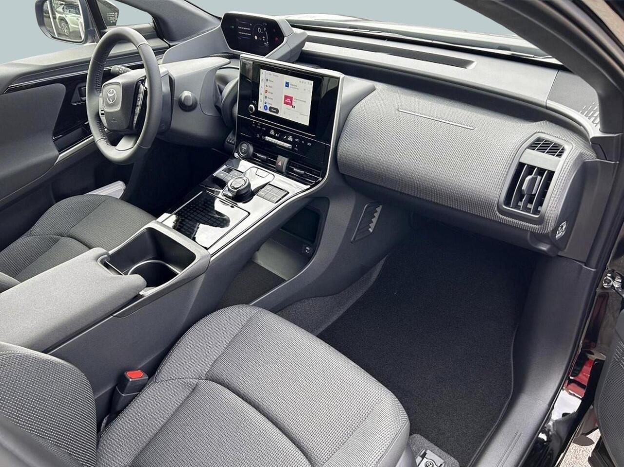 Toyota bZ4X Active 71 kWh l Rijklaar l NL-Auto